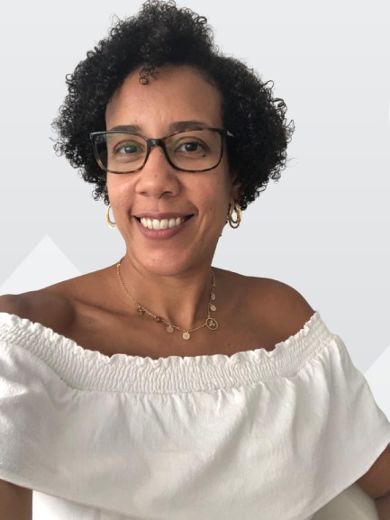 Prof. Ma. Elane Santos Souza